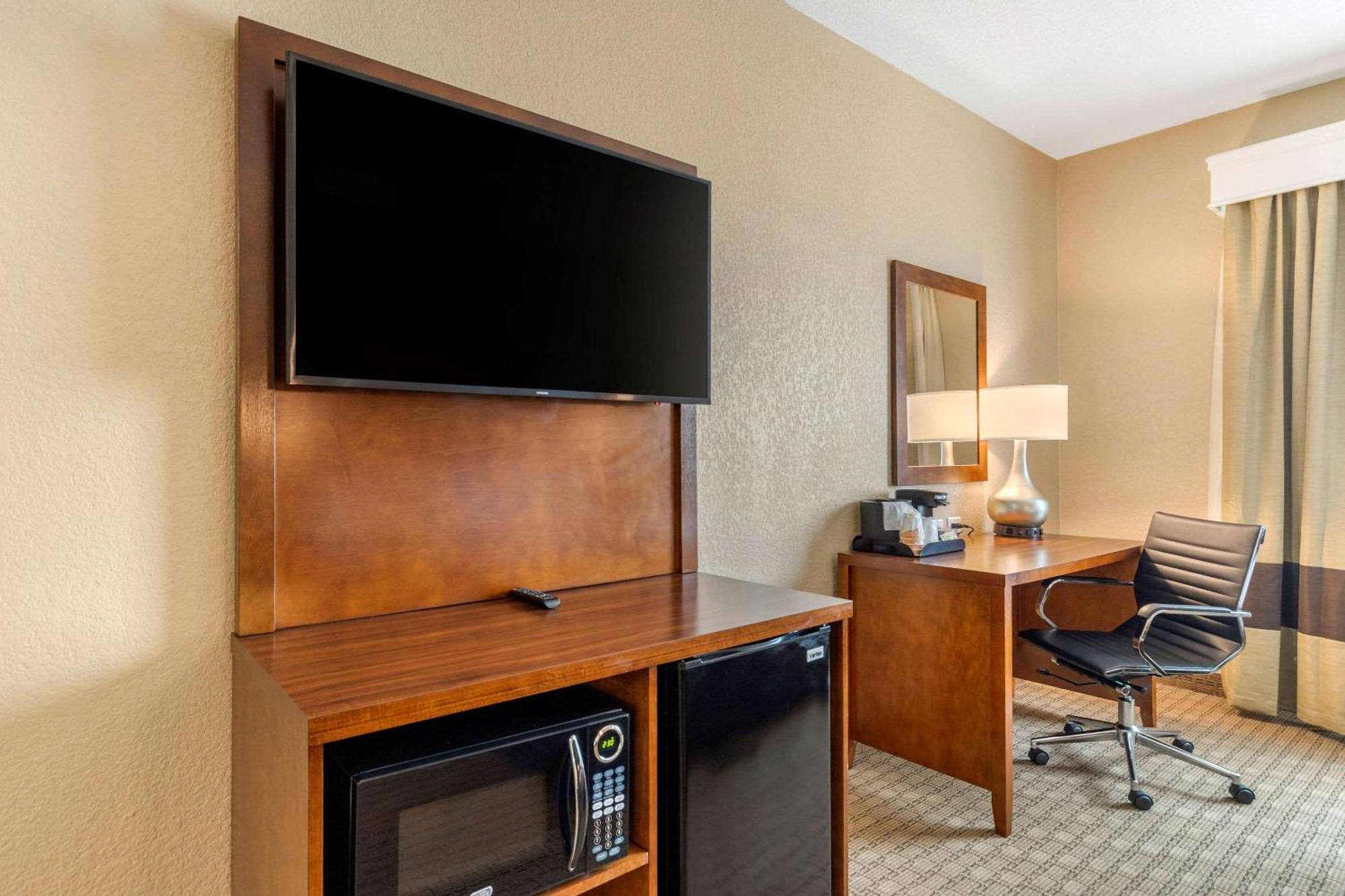 Comfort Suites San Antonio Airport North Exterior foto