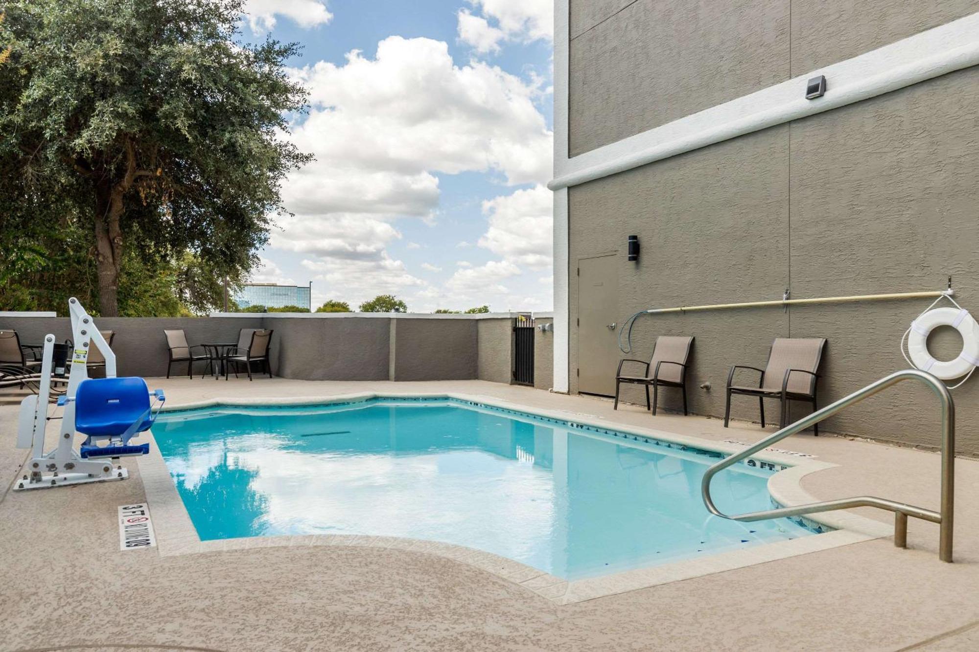 Comfort Suites San Antonio Airport North Exterior foto